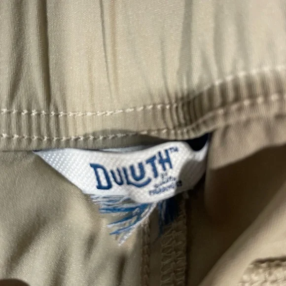 Duluth Trading Co Womens Size 36w Dry on the Fly Pants Beige - Picture 4 of 10